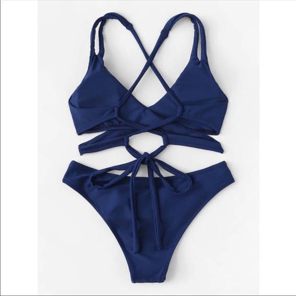 🔥 FINAL SALE‼️1️⃣ L left— blue tie around bikini - Picture 2 of 8